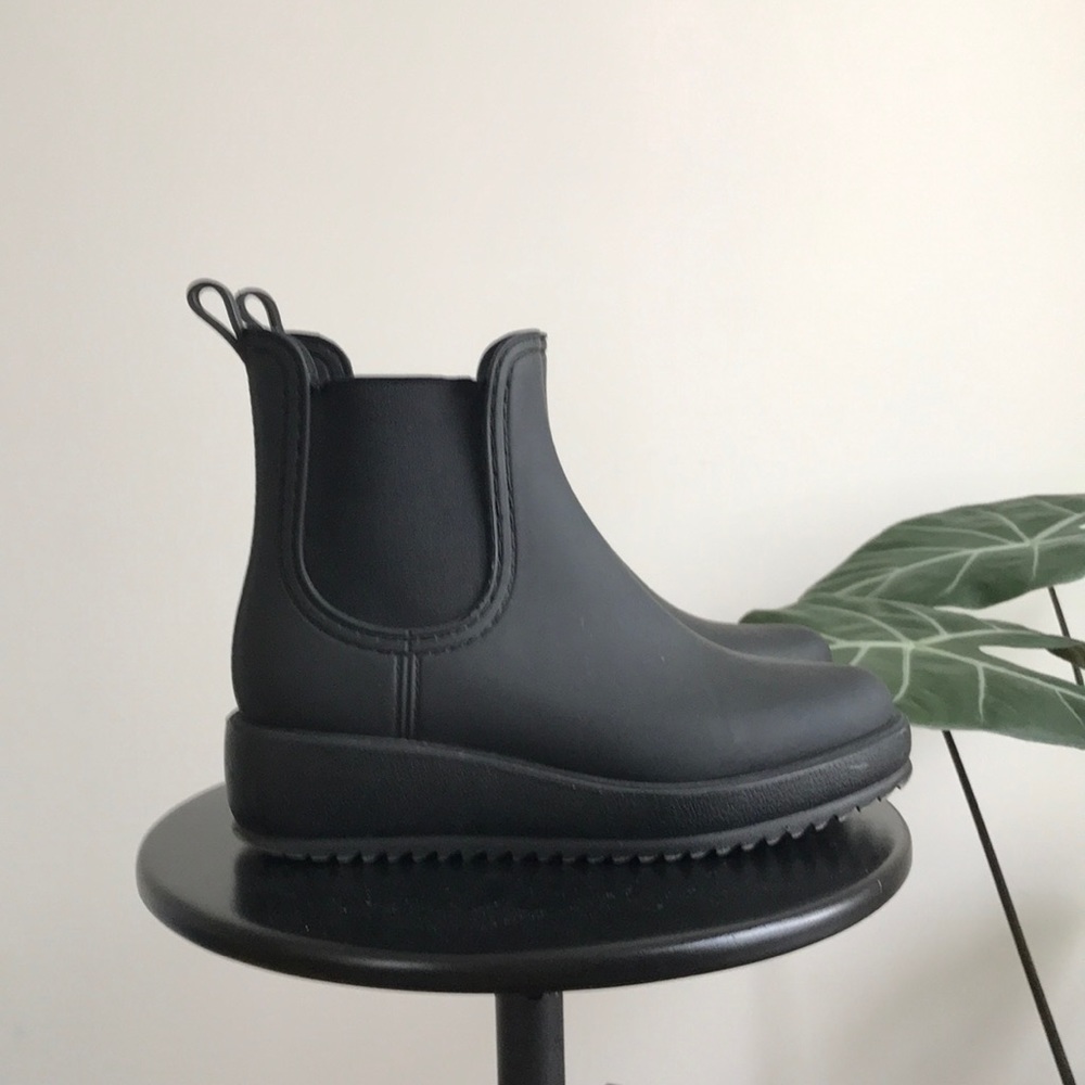 Jeffrey Campbell black rain ankle boots size 7